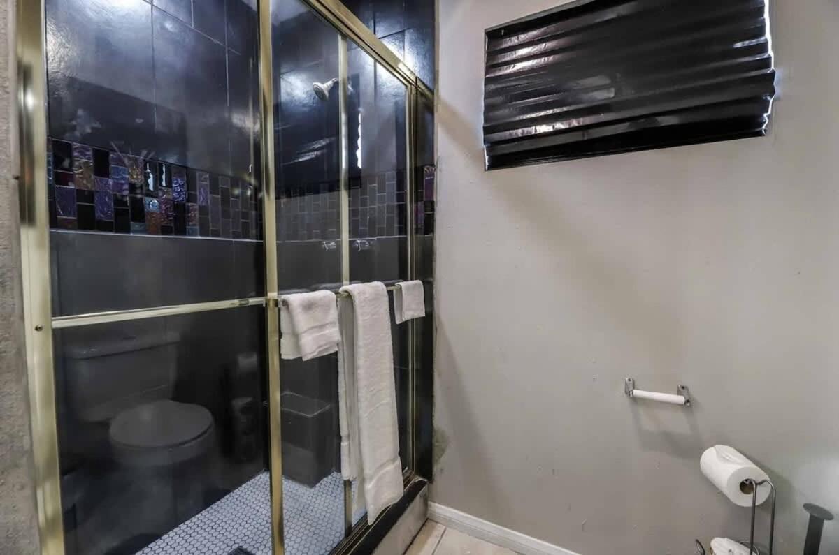Apartment Urban Retreat Near Iconic Vegas Attractions